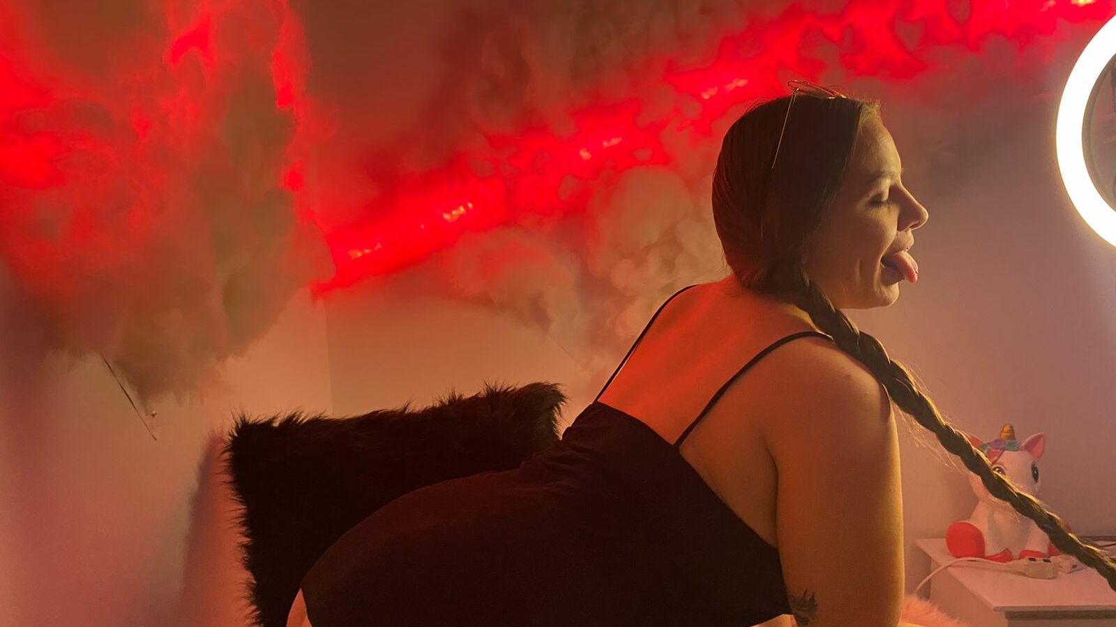 Join HannaMin Private Chat