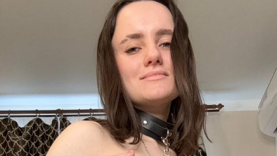 Join LeonaMiller Private Chat